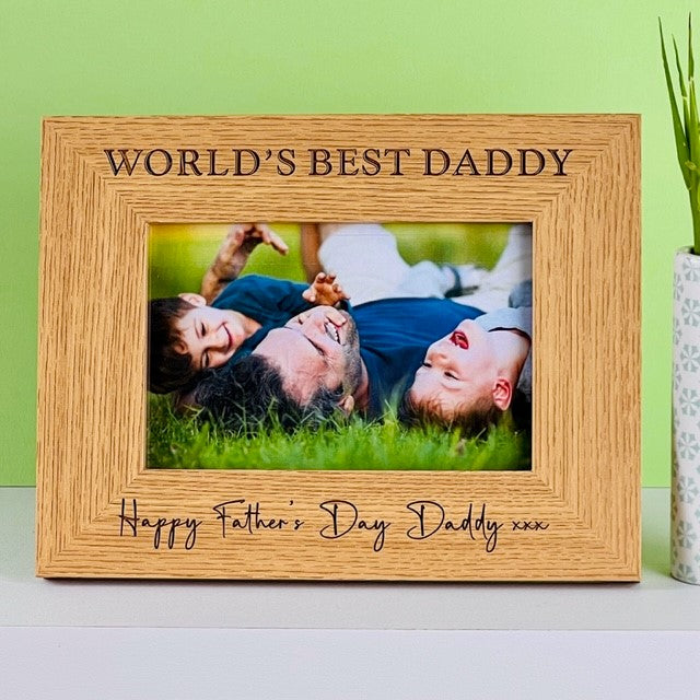 &#39;World&#39;s Best Daddy&#39; Father&#39;s Day Oak frame