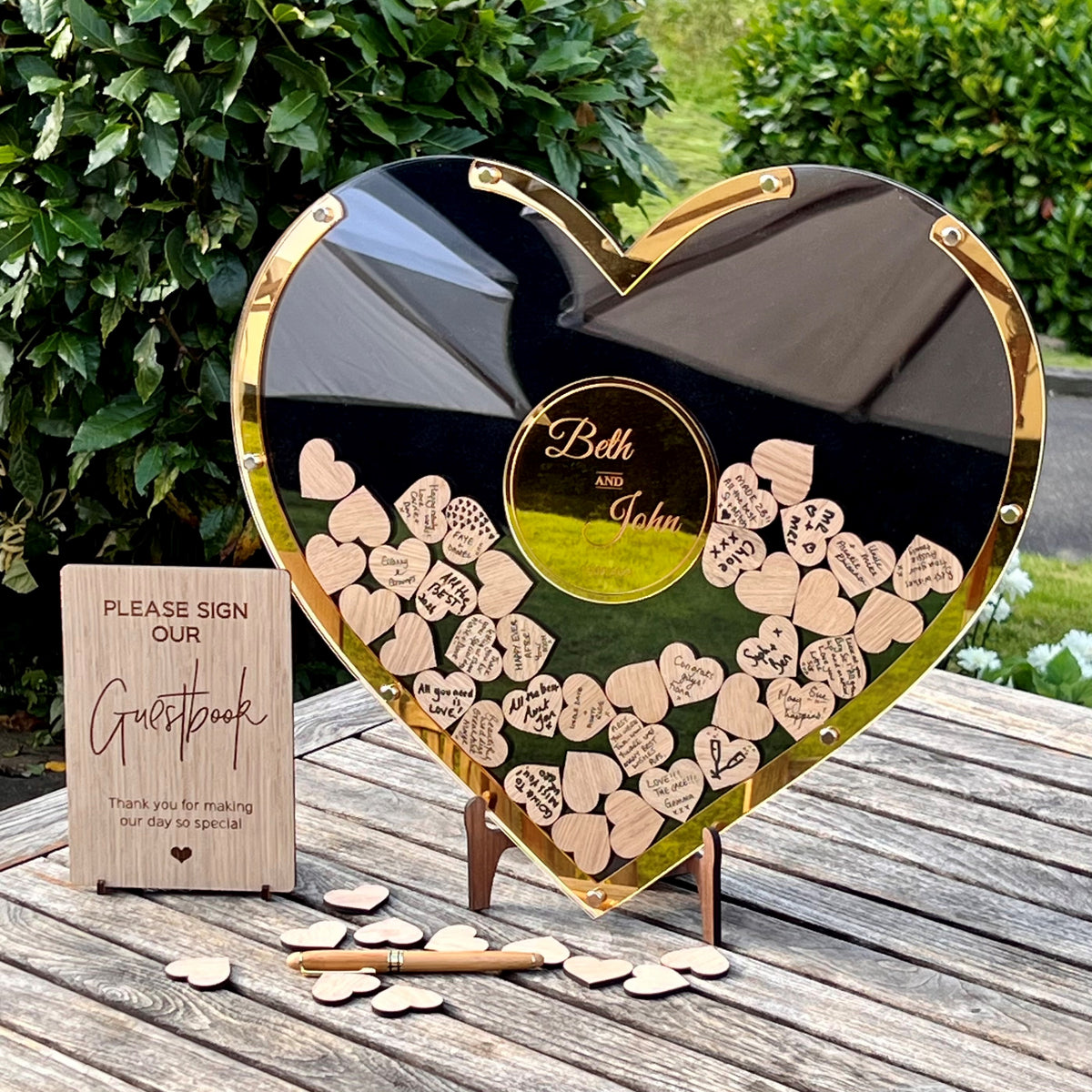 Wedding Heart Guestbook - Black &amp; Gold