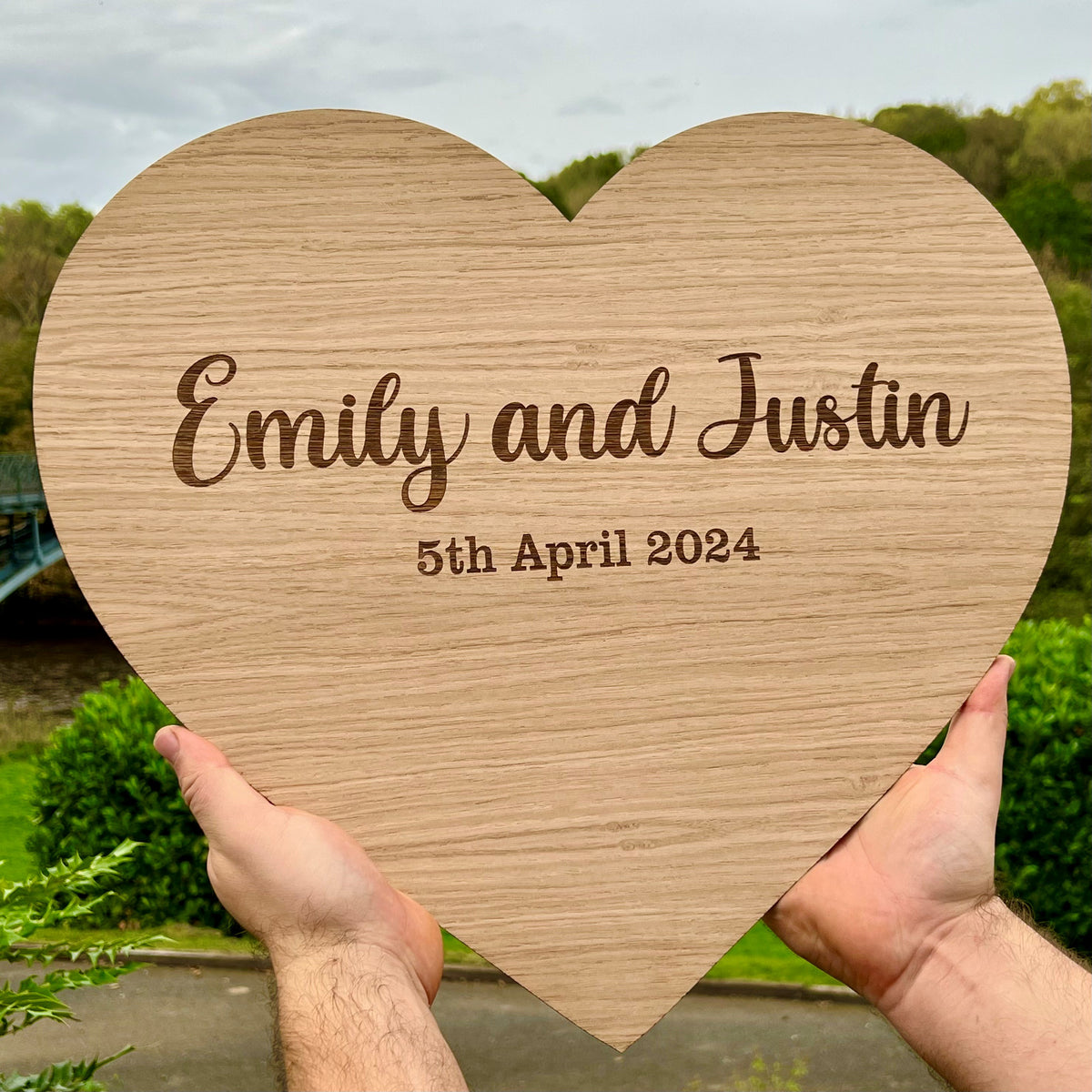 Heart Wedding Guestbook Signing Board - Oak wood