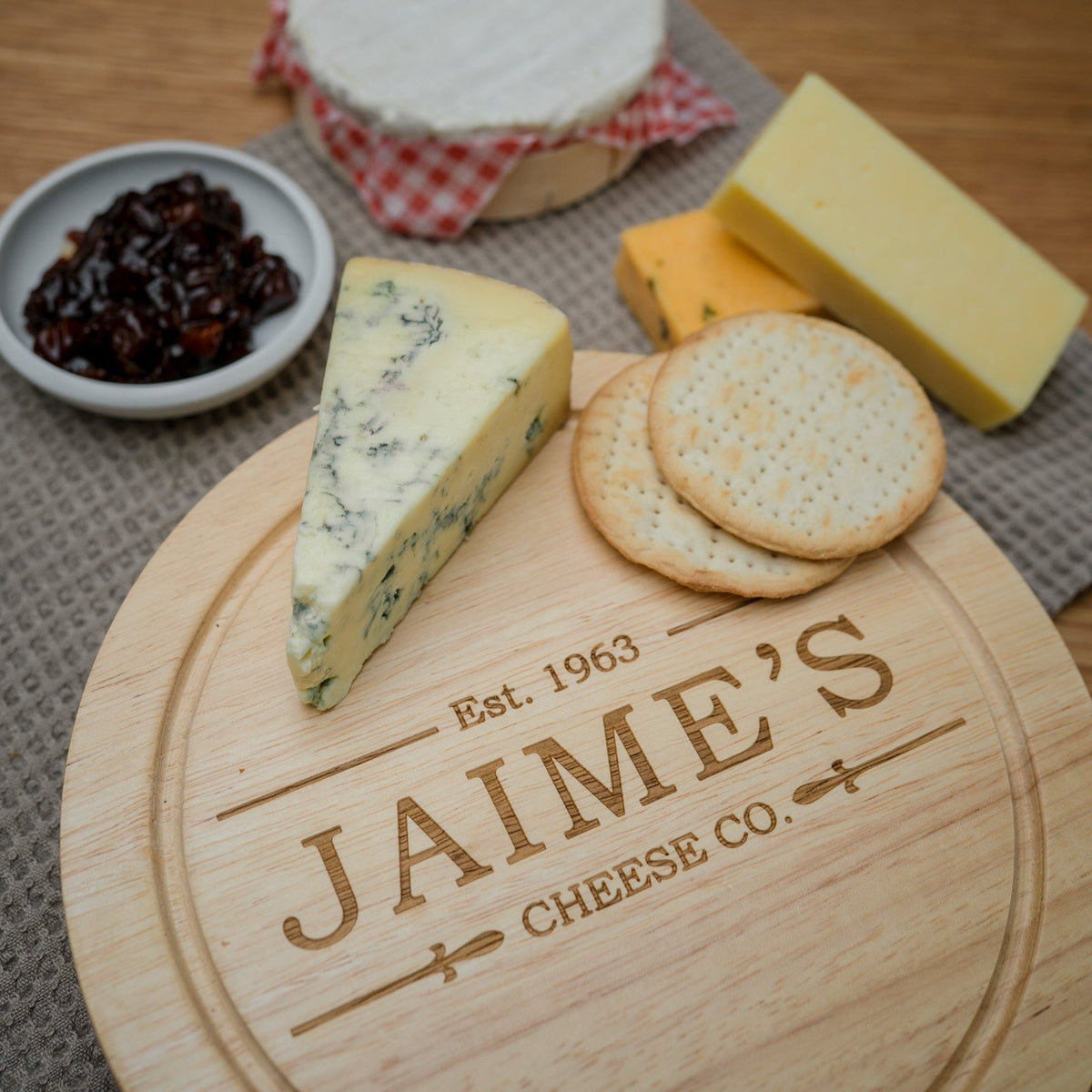 &#39;Cheese Co.&#39; Board &amp; Knife Cheese Set