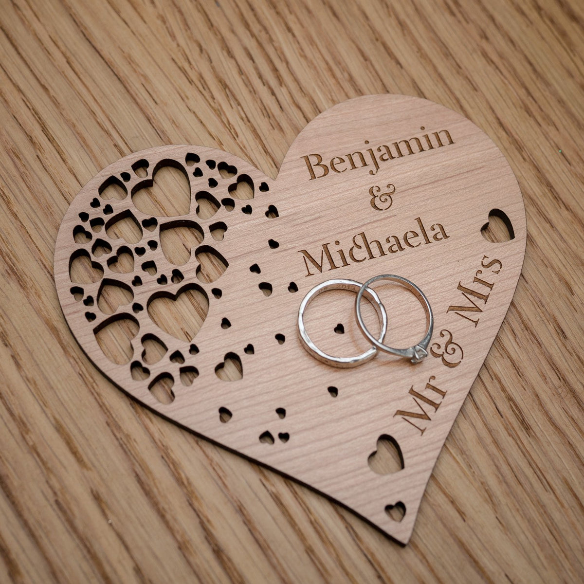 Couple&#39;s Heart Cut-Out Coaster