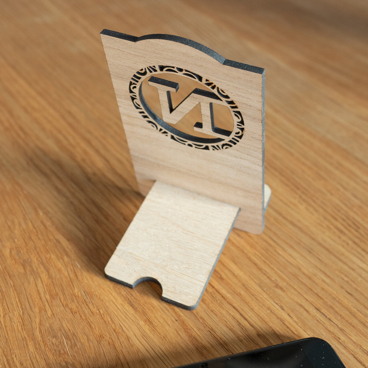 Initial &amp; Name Phone Stand