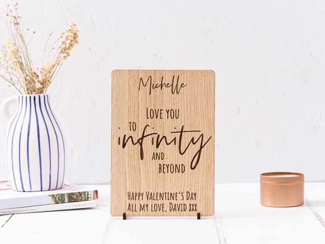 Carte de Saint Valentin en bois &quot;To Infinity And Beyond&quot;