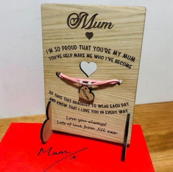 Happy Mother&#39;s Day Wooden Card &amp; Bracelet